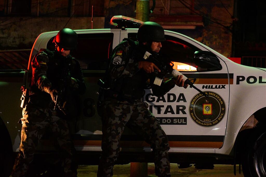 Sancionada, com vetos, lei que prevê ações em favor da saúde mental de policiais