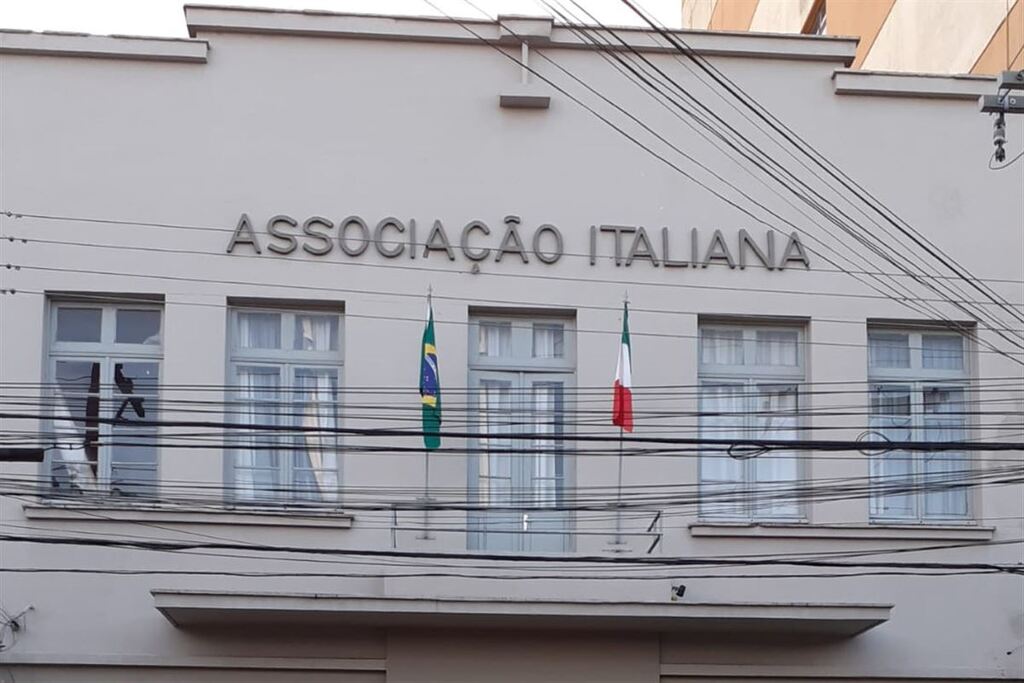 Associação Italiana de Santa Maria está com inscrições abertas para intercâmbio em escola de nível médio e pós-médio