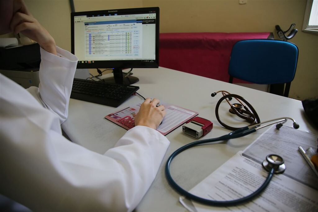 Sete unidades de saúde de Santa Maria irão funcionar em horários alternativos nesta semana; veja quais