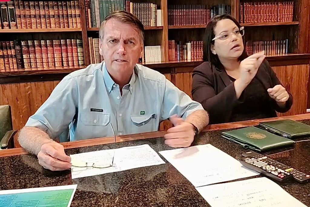 Bolsonaro faz último pronunciamento como presidente