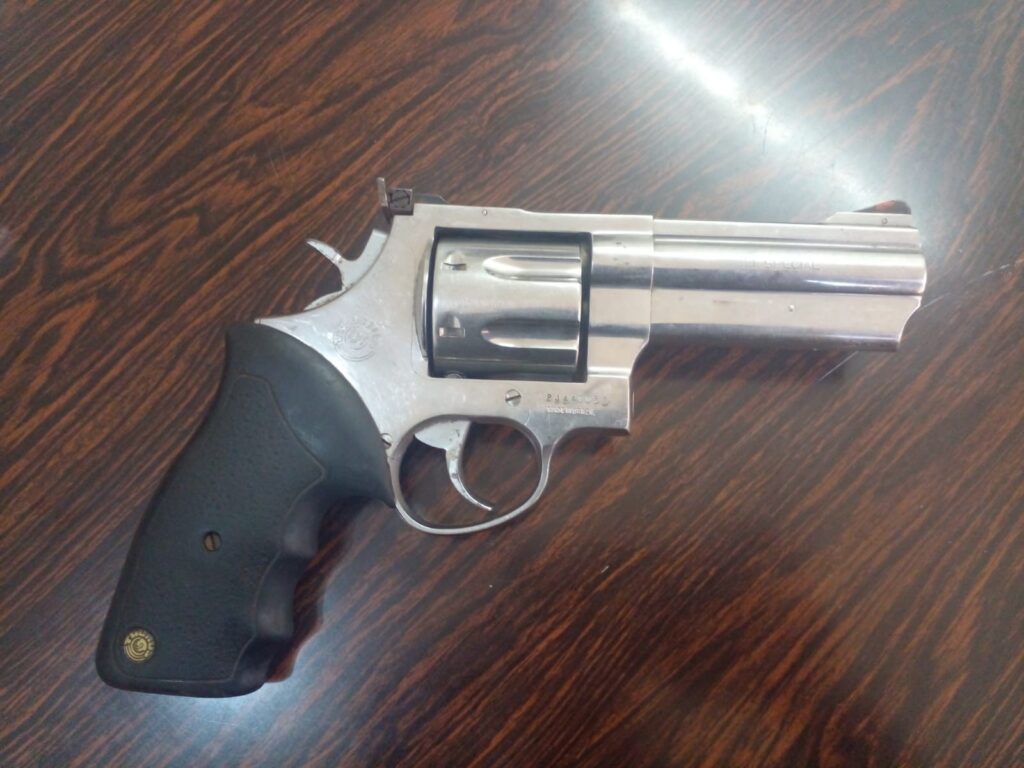 Policial Militar aposentado é detido caçando com armas irregulares