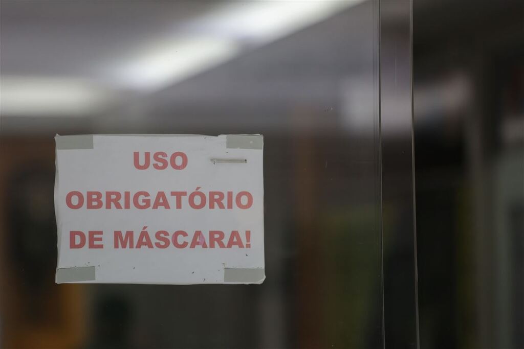 Santa Maria retoma obrigatoriedade de máscaras em serviços de saúde