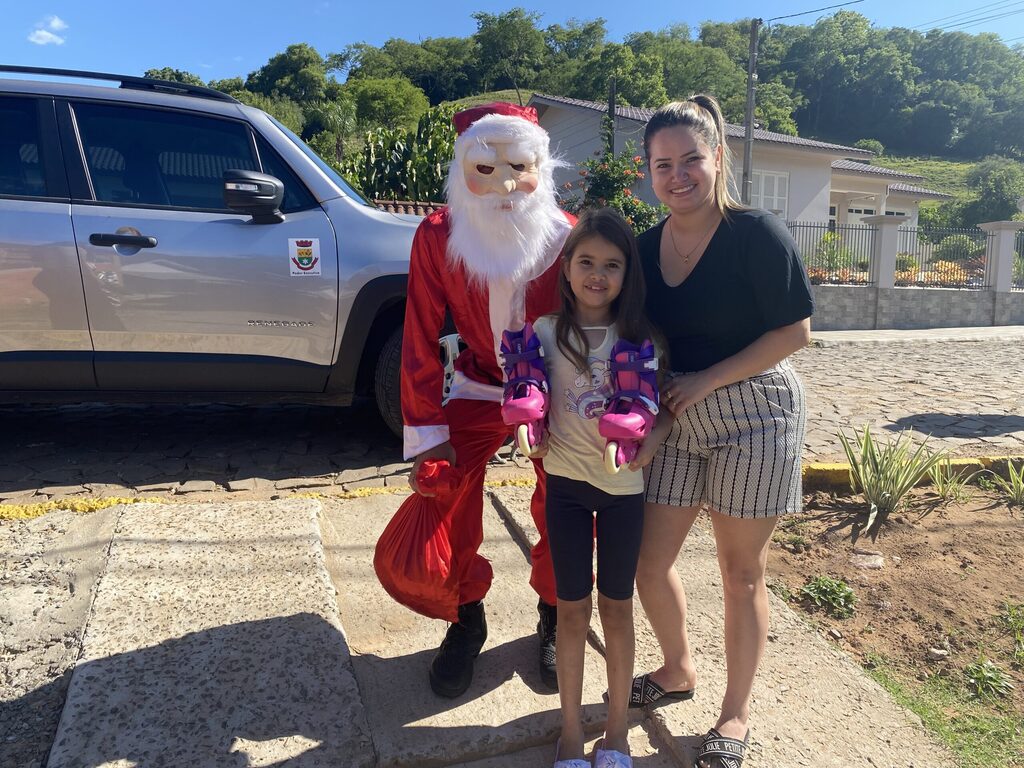 Família de Santa Maria encontra cartinha de Natal e presenteia menina de Nova Palma