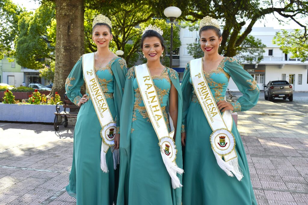 <strong>Soberanas de Faxinal do Soturno promovem ação de Natal</strong>