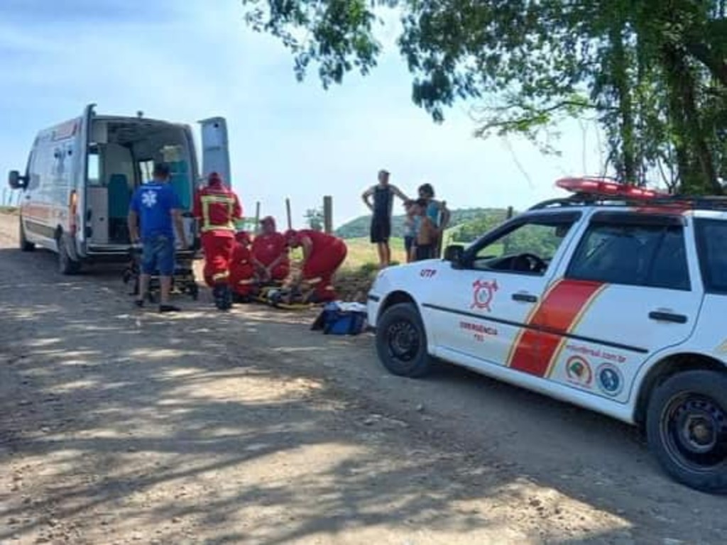 Comando Rodoviário atende dois acidentes no interior de Nova Palma