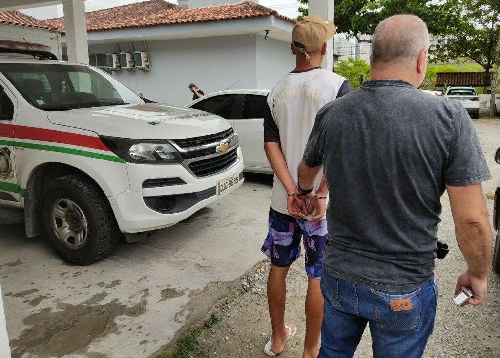 Suspeitos de assassinatos em Santa Maria são presos em Santa Catarina