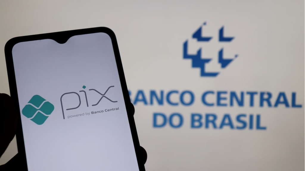 Pix deixará de ter limite por transação em 2023, anuncia BC