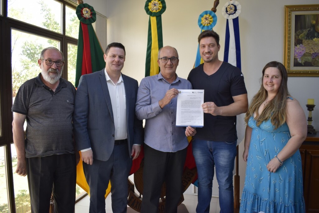 Faxinal do Soturno assina termo de fomento com o Instituto Renascer Mateus Meneghetti