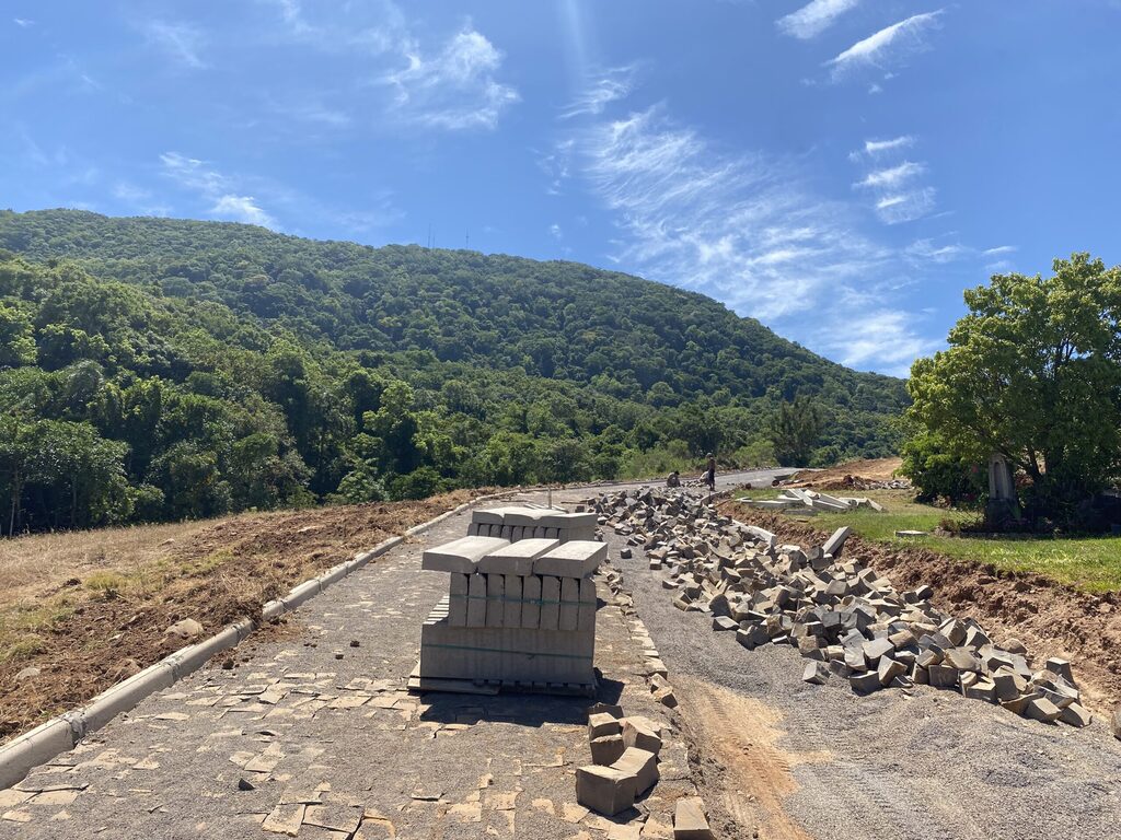 Estrada principal do Cerro Comprido, em Faxinal do Soturno, está interditada para calçamento