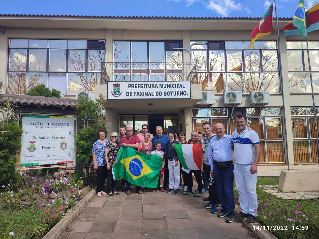 Grupo de italianos visita Faxinal do Soturno, na Quarta Colônia