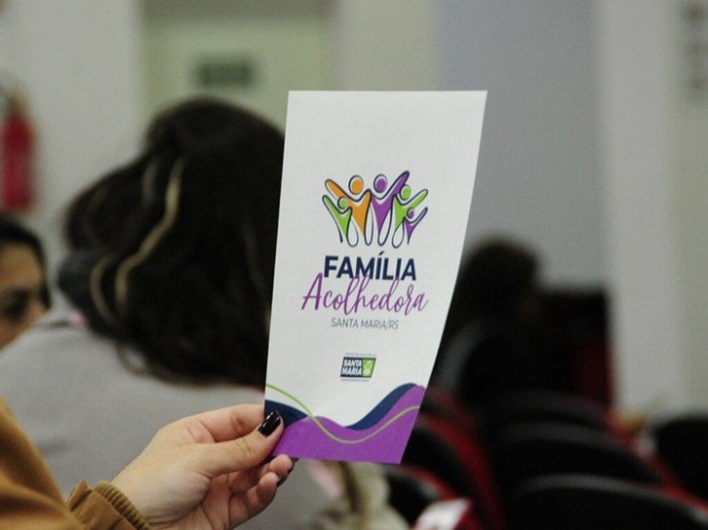 Serviço Família Acolhedora, que atende crianças e adolescentes, procura voluntários