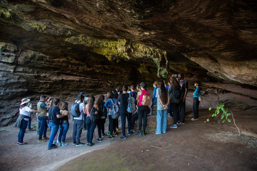 Geodiversidade de Caçapava do Sul é destaque no segundo dia de visitas da missão de avaliação do geoparque