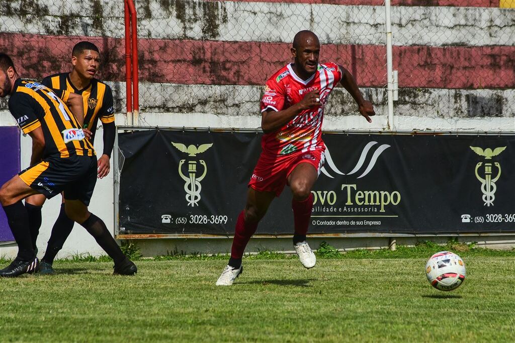 Inter-SM tem vínculo com quatro jogadores para o ano que vem