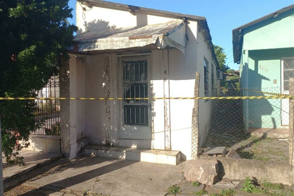 Homem morre após residência pegar fogo em Santa Maria