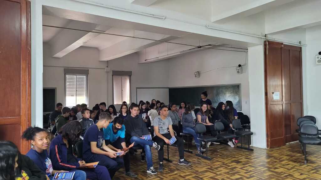 Educação fiscal é tema de palestra nas escolas de Cacequi