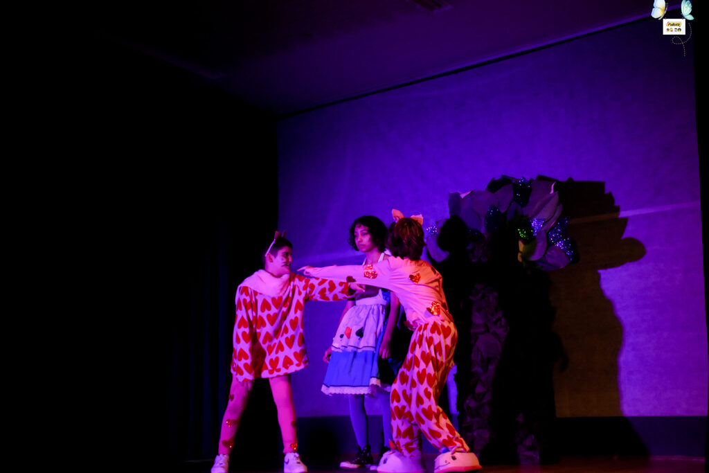 Projeto Pallotti apresenta espetáculo sobre desigualdade social no Theatro Treze de Maio