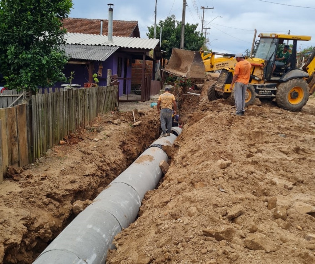 Inicia obra de pavimentação das ruas do Loteamento Alberto Pasqualini em Pinhal Grande