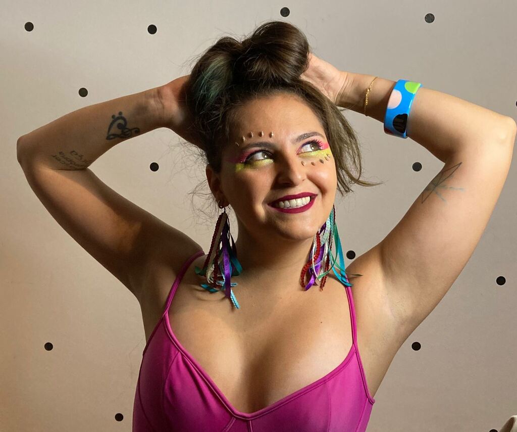 título imagem 10 anos de carreira: Paola Matos busca apoio financeiro para gravação de álbum ao vivo