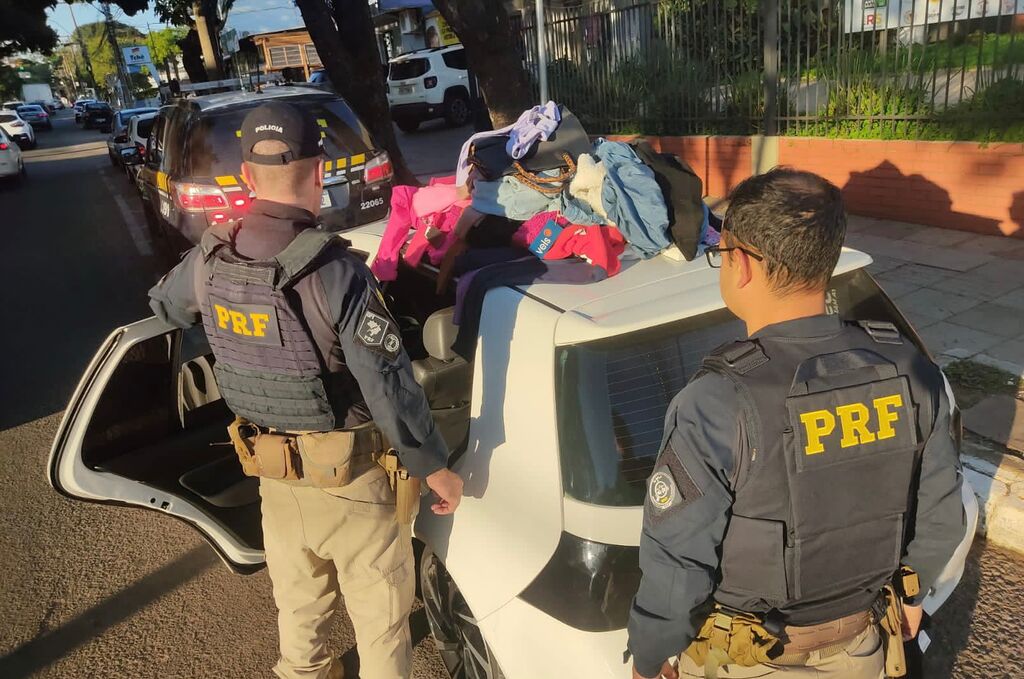 Horas após furtar roupas de loja em Caçapava do Sul, três mulheres são presas em Santa Maria