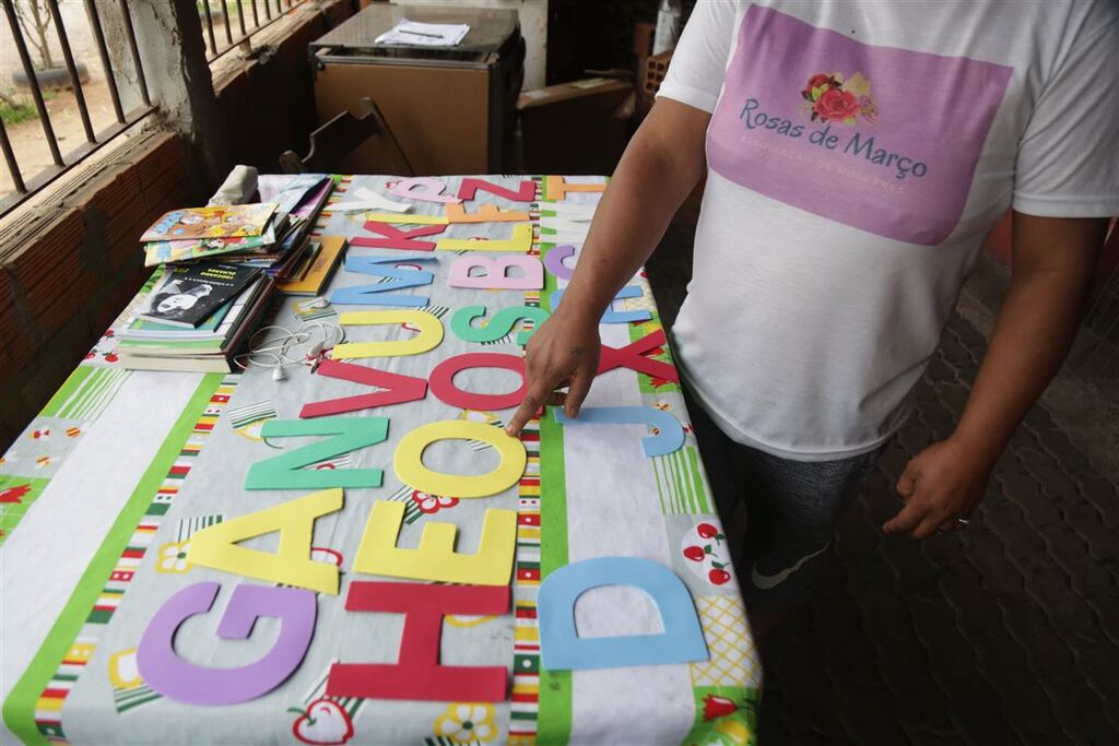 título imagem Taxa de analfabetismo registra queda