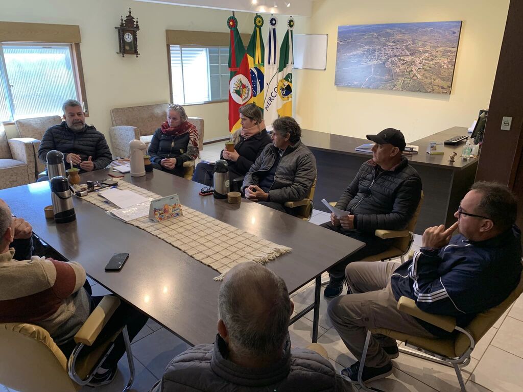 Instalação de mina de fosfato é pauta de encontro em Lavras do Sul