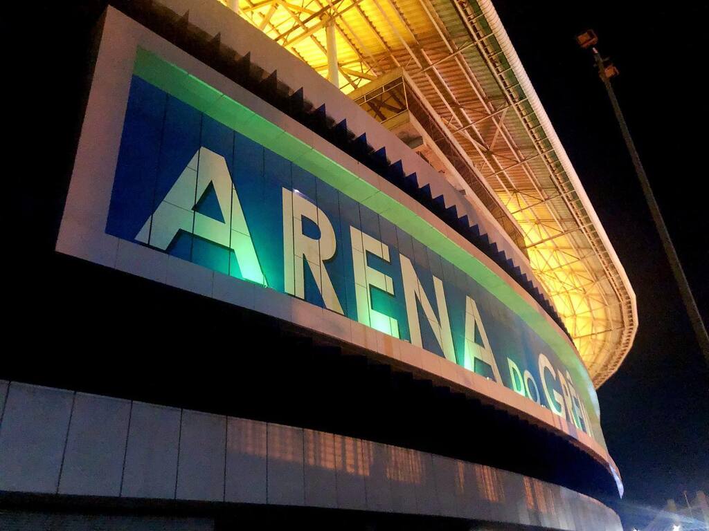 título imagem Justiça determina penhora da Arena do Grêmio e do uso do terreno