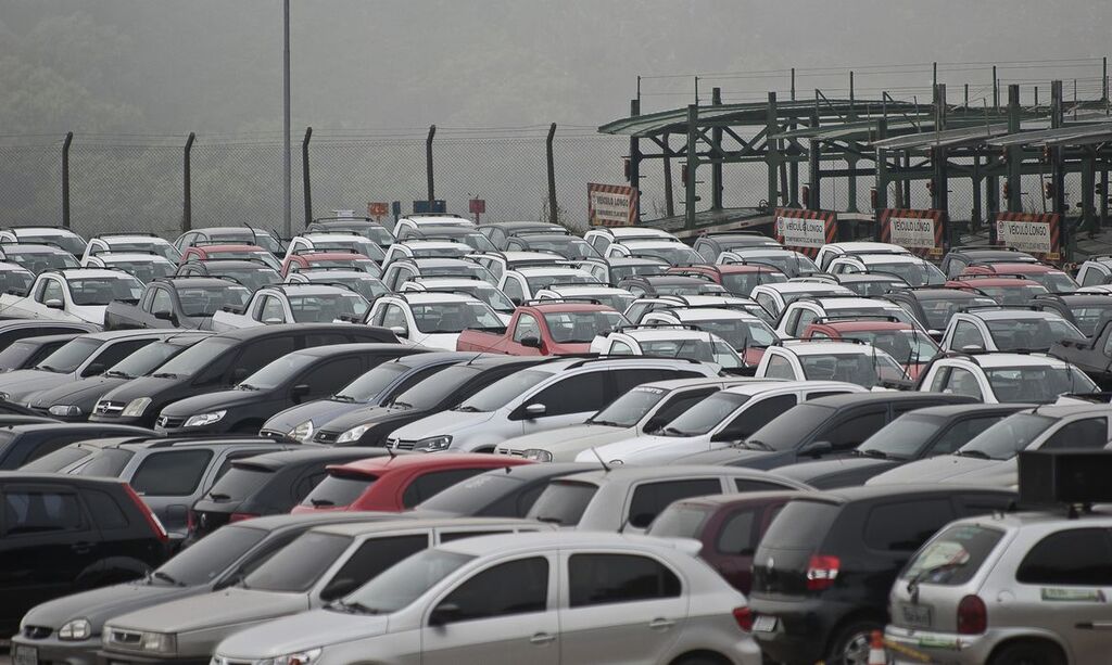 título imagem Confira a lista completa dos modelos e marcas de carros com descontos após reduções de imposto
