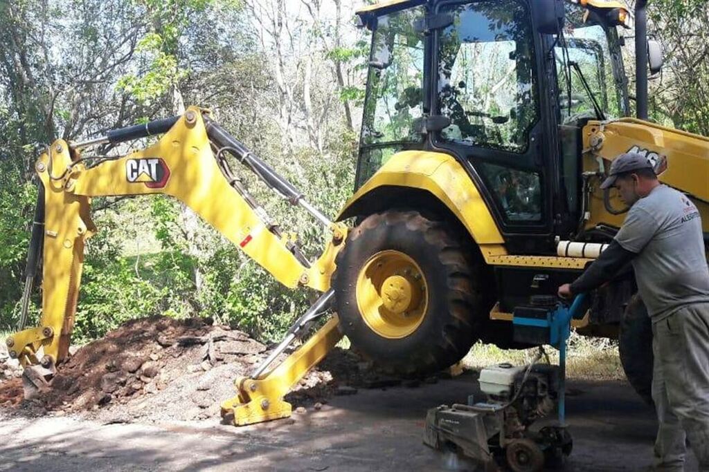 Começam as obras na VRS-825, em Nova Esperança do Sul