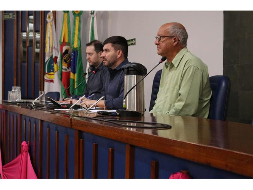 Audiência pública debate abertura dos mercados aos domingos