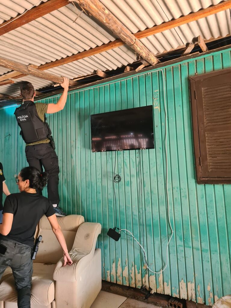 Idoso é preso por tráfico de drogas em bar ilegal no centro de Agudo