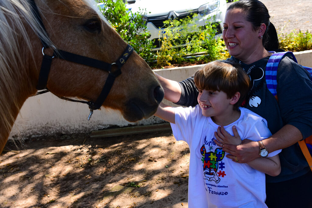 Equoterapia marca o início da Semana Animal em Santa Maria