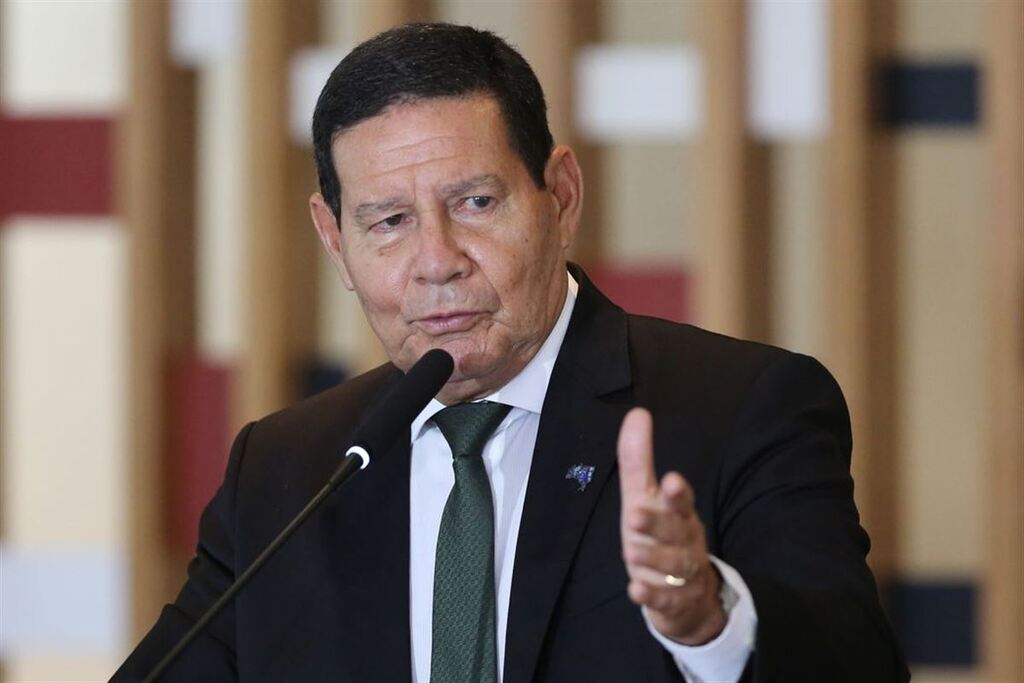 Hamilton Mourão é eleito senador pelo Rio Grande do Sul