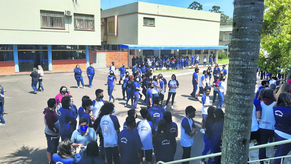 Escola Instituto São José: nos princípios da fé, educando para vida