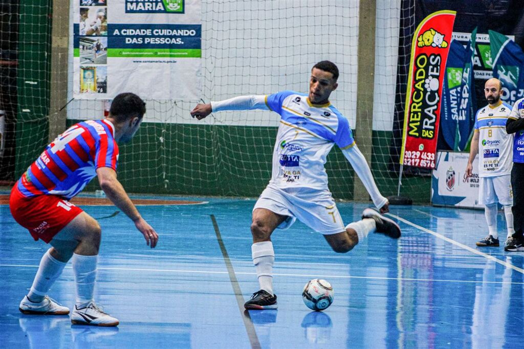 Decisão da Superliga de Futsal ocorre nesta sexta no CDM