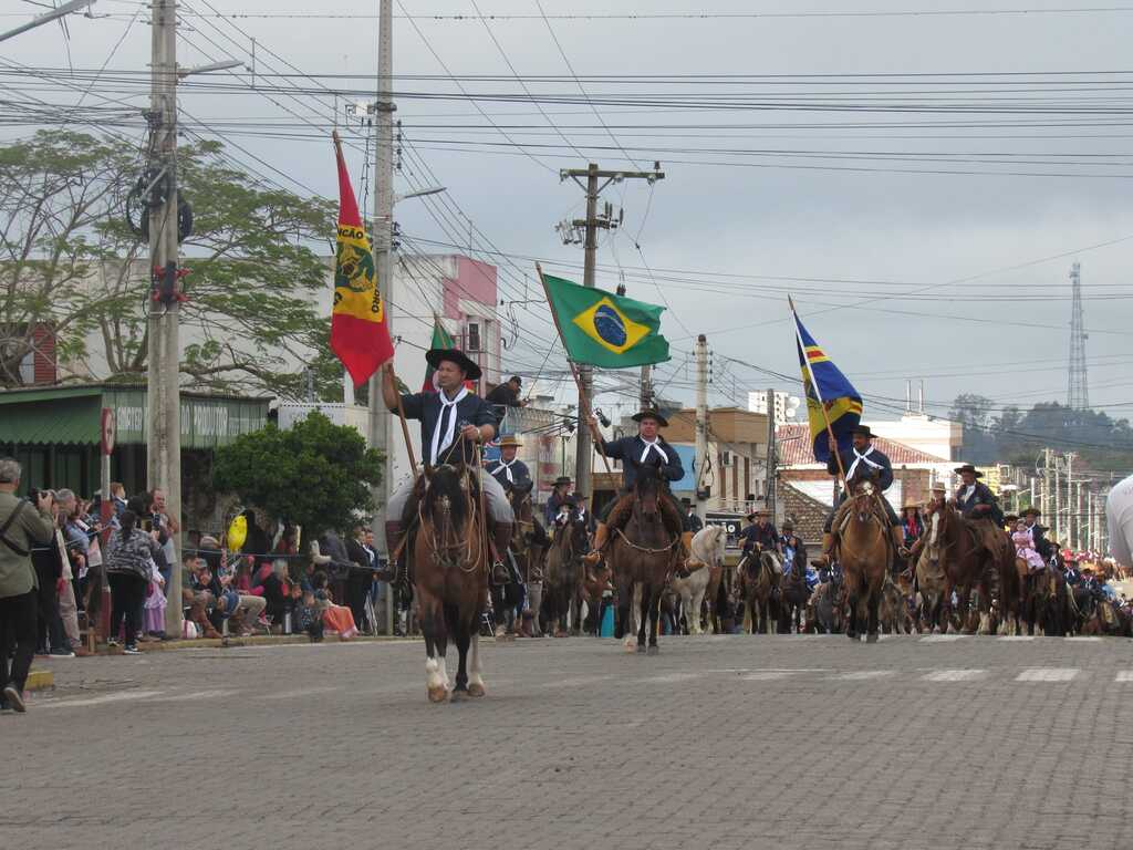 São Pedro do Sul retoma Desfile Farroupilha