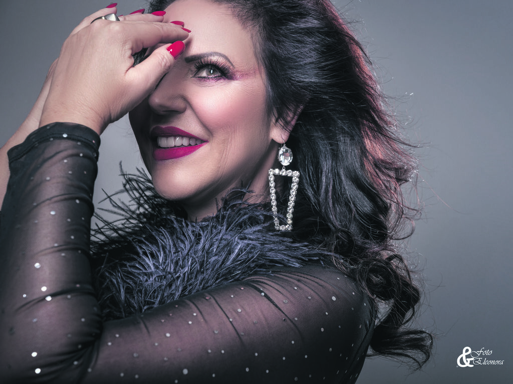 Bastidores: Festa Fênix, Black Cat e Conexão Empresarial na coluna de Maristela Moura