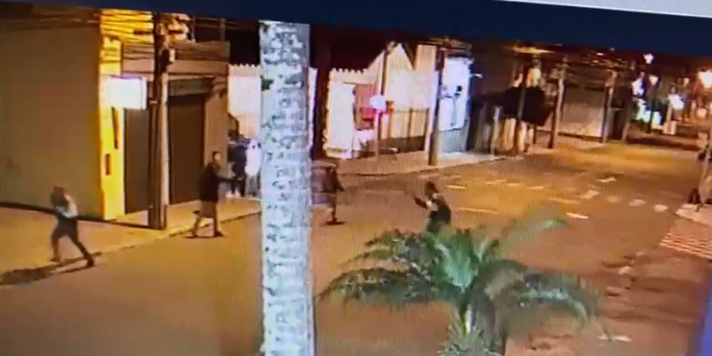 Vídeo: jovem é assassinado em assalto na região central de Santa Maria