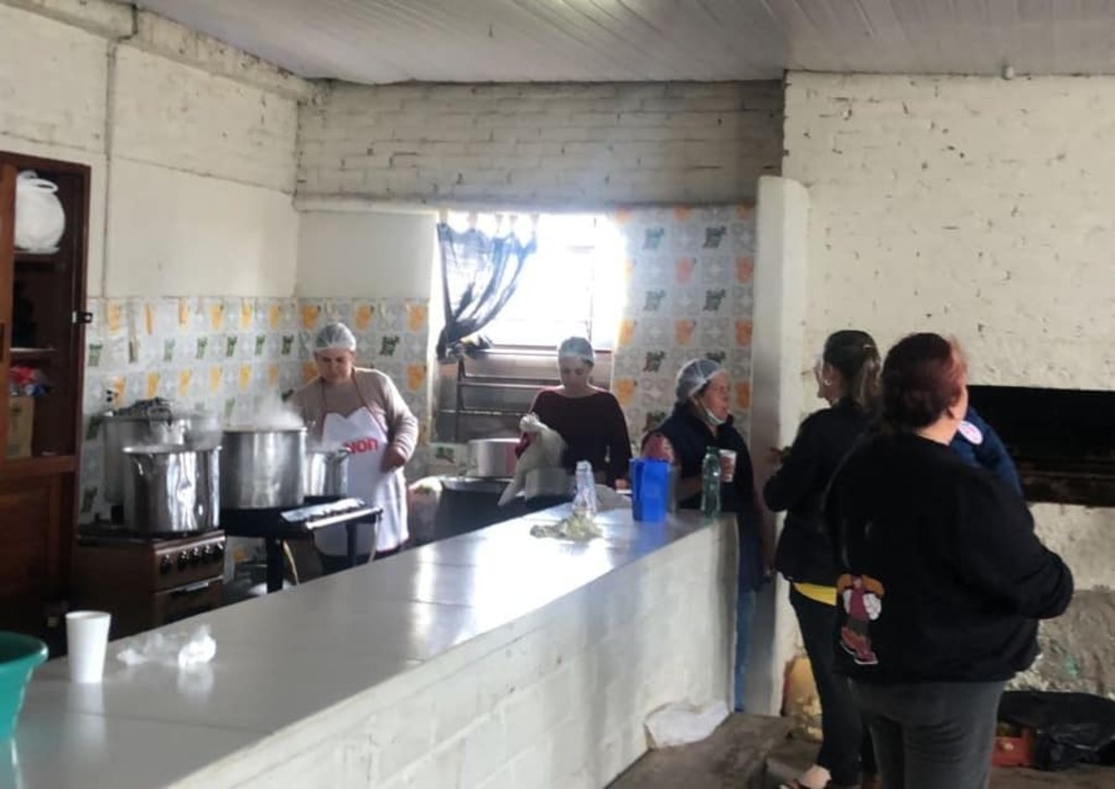 Sopão Comunitário é distribuído em São Pedro do Sul