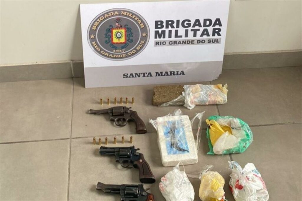 Vídeo: trio é preso após assalto em posto de combustíveis em Santa Maria