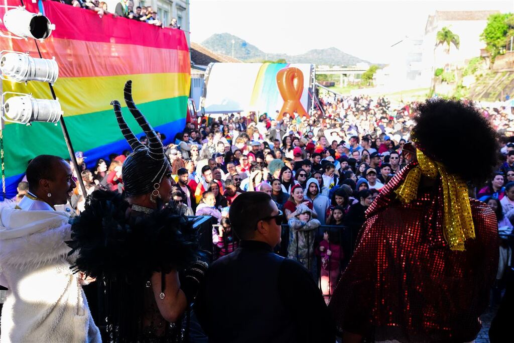 Cerca de 2 mil pessoas se reuniram na Parada Livre da Região Centro em Santa Maria