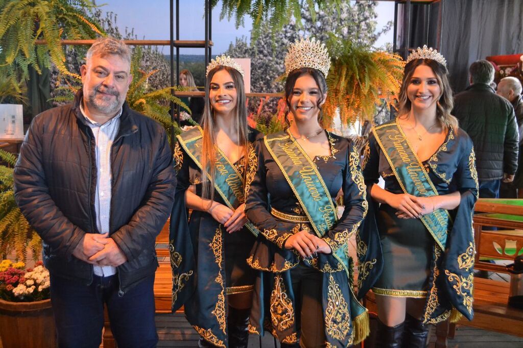 Prefeitura de Lavras do Sul divulga feira de agronegócio durante Expointer