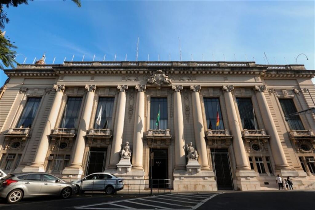 Candidatos ao governo do Estado participam do primeiro dia de propaganda eleitoral gratuita