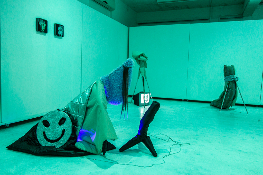 Exposição Morfa questiona a influência de filtros e outras tecnologias