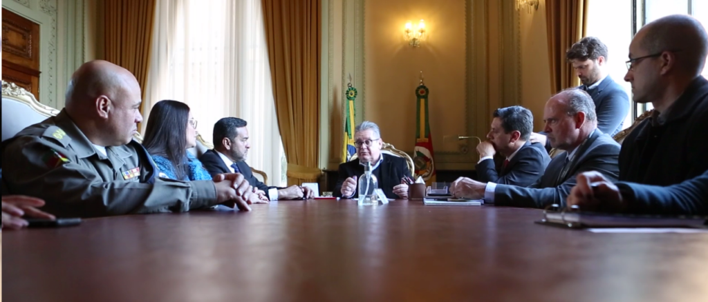 “Dei a eles solidariedade irrestrita em razão do fato ocorrido”, afirma governador sobre conversa com familiares de Gabriel