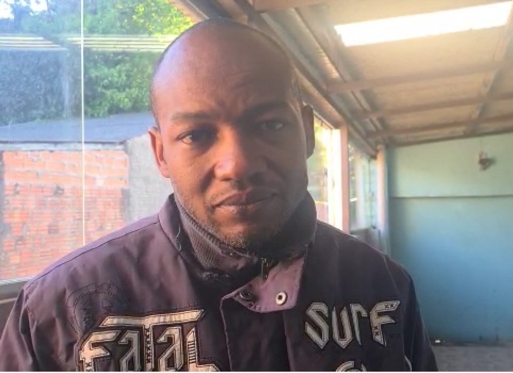 VÍDEO: “Estamos enterrando, aqui, o sonho dele”, fala pai de Gabriel durante o velório