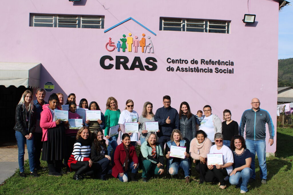 Programa Progredir forma turma de curso de qualificação profissional em Agudo