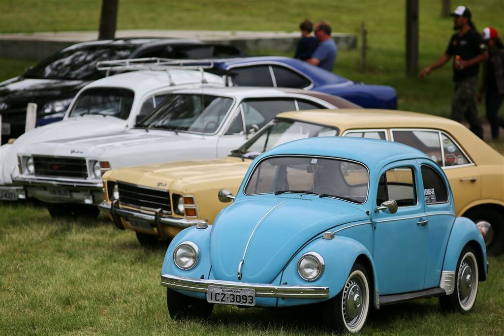 Vem aí o 1º Encontro de Carros Antigos em Toropi