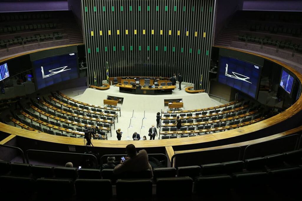 9 gaúchos peleiam pela única cadeira ao Senado