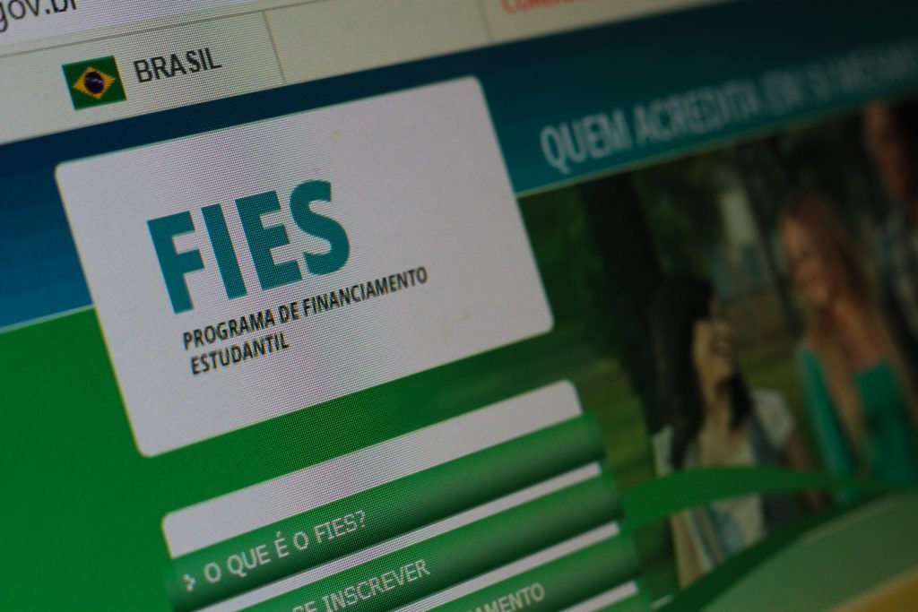 Inscrições para o Fies do segundo semestre terminam nesta sexta-feira