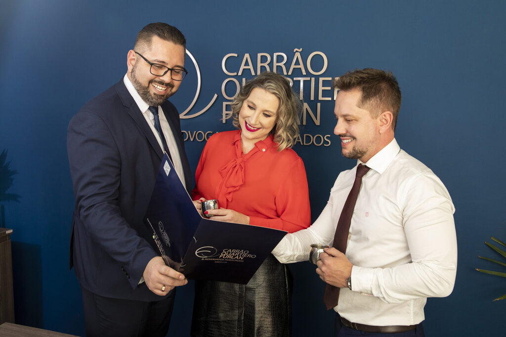 Pode o Poder Judiciário intervir nos atos administrativos da Administração Pública? A luta dos freios e contrapesos